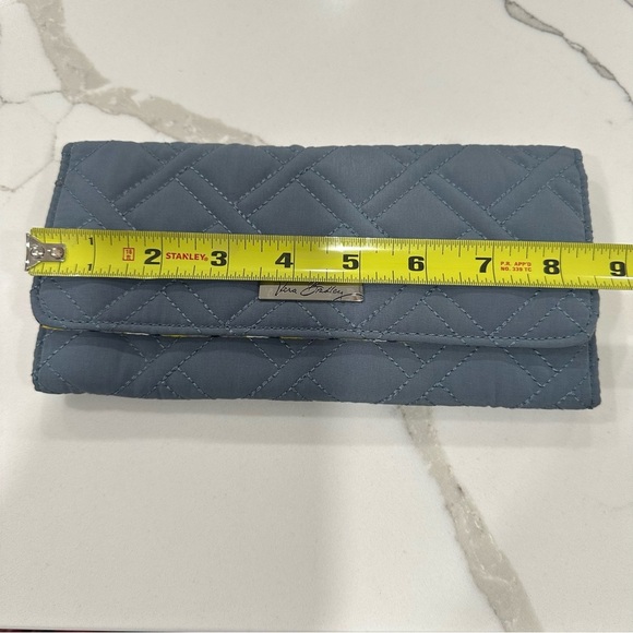 Vera Bradley Quilted Blue/Gray Wallet EUC - Picture 10 of 11